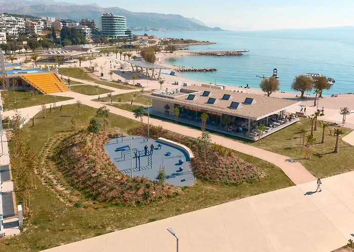 Sun Views Apartament *