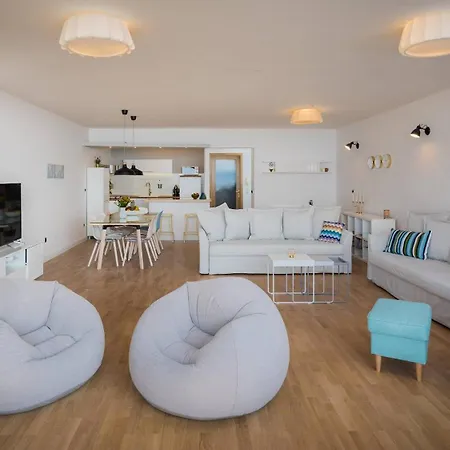 Sun Views سبليت